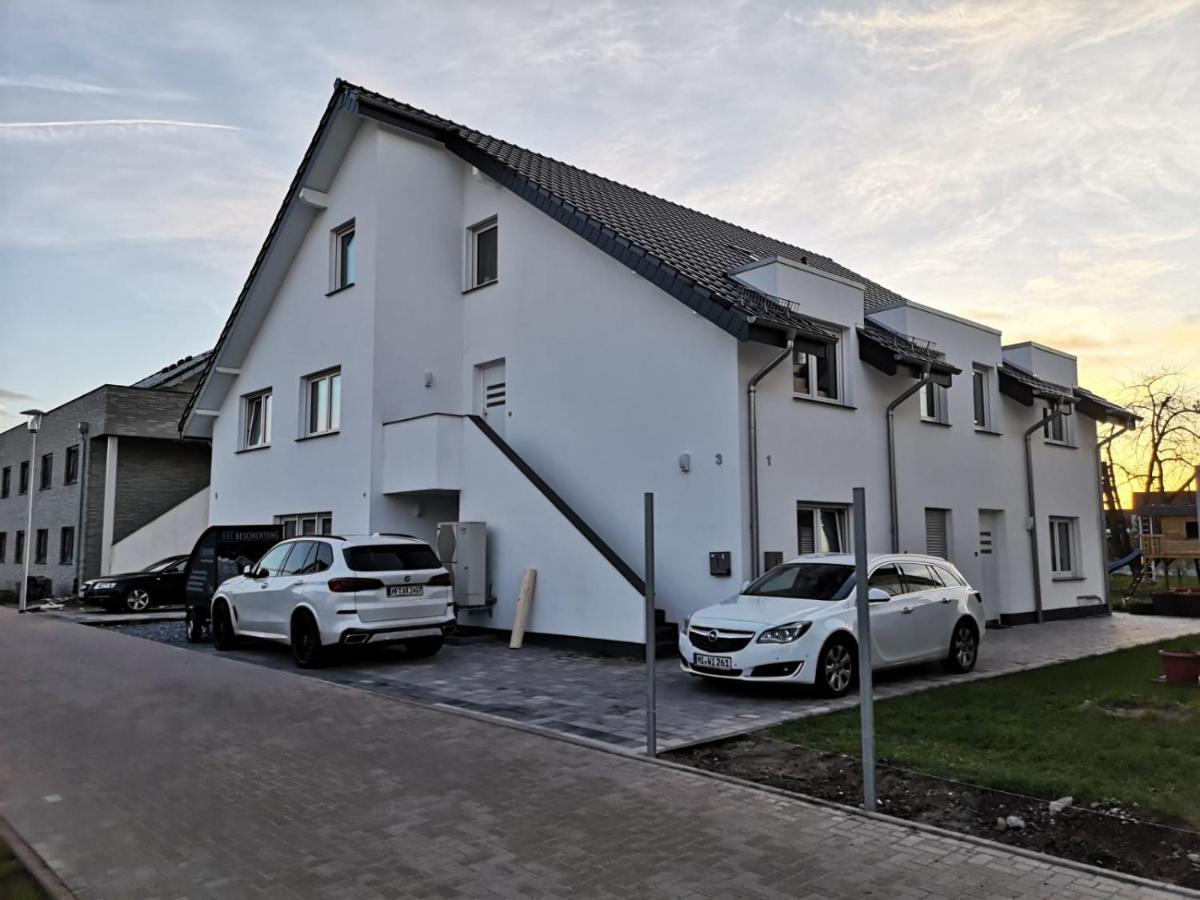 Modern Wohnen I Parkplatz I Wlan I Netflix I Balkon I 6 Schlafplaetze Apartment Bad Oeynhausen Exterior photo